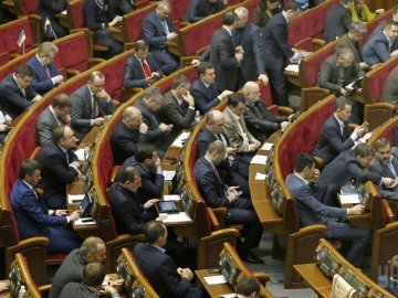 У Раді проголосували законопроект, який знищить фракцію КПУ