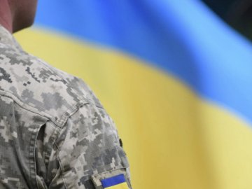 Мама загиблого бійця з Луцька віддала мільйон на ЗСУ з компенсації за смерть сина
