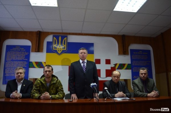 Луцьку міліцію вмовляли повернутися до роботи. ФОТО