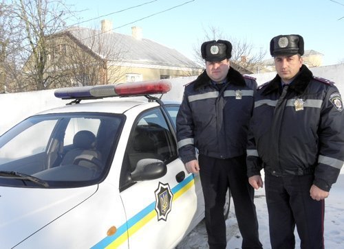 Капітан міліції Сергій Мельничук і старший лейтенант міліції Сергій Сунічук