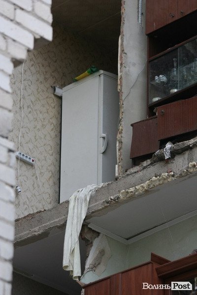 «Боялася ночувати, а дітей взагалі в квартиру не пустила», - жителька обваленого будинку 