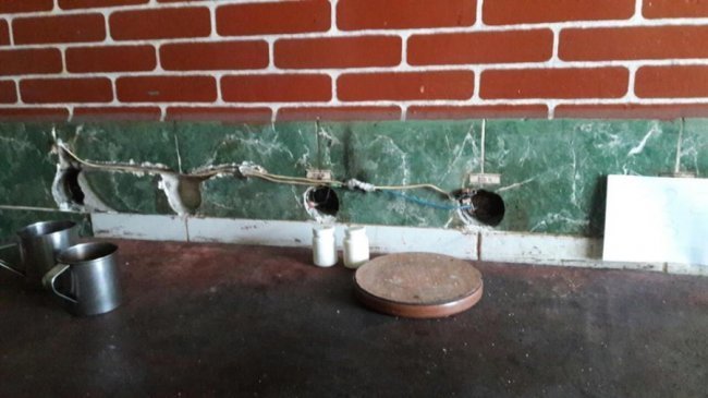 У волинській тюрмі знайшли зброю і невідомі таблетки