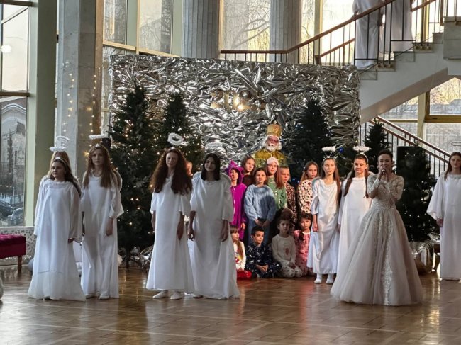 Маленькі актори освоюють сцену: рік творчості у дитячій «Театральній студії» Волинського театру