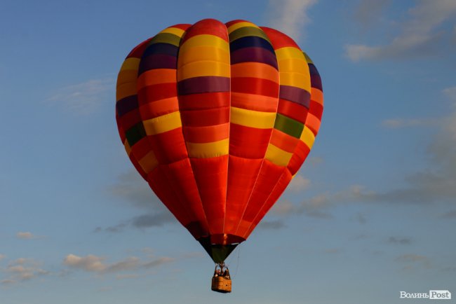 У небі над Луцьком – карнавал повітряних куль. ФОТО