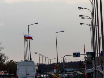 Волинський перевізник 2 місяці нелегально возив гуманітарну допомогу через «Ягодин»