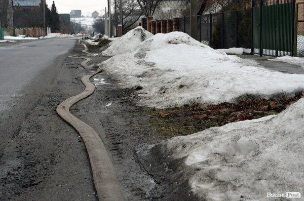 Через відлигу «плаває» приватний сектор у Луцьку. ФОТО
