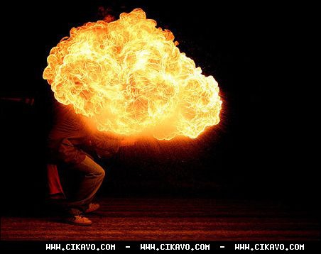 Цікаві приклади «вогняних» світлин та шоу. ФОТО. ВІДЕО