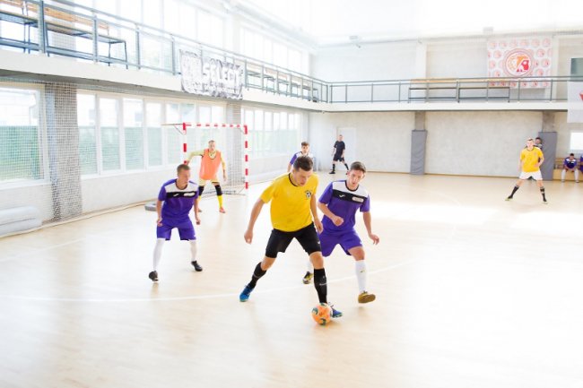 Футбольна команда луцького заводу «Кромберг енд Шуберт» – бронзовий призер всеукраїнських змагань в Одесі