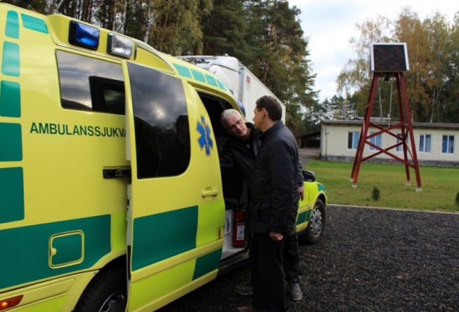 Іноземні благодійники подарували волинянам «швидку». ФОТО
