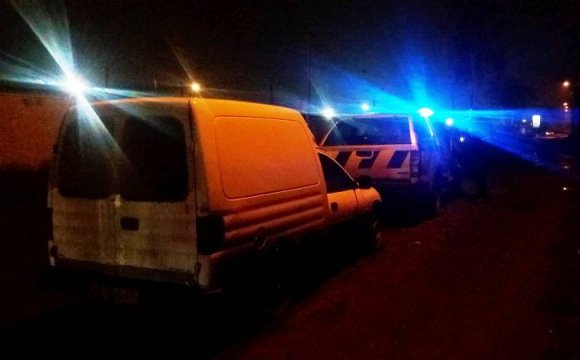 На Карпенка-Карого Opel збив чоловіка