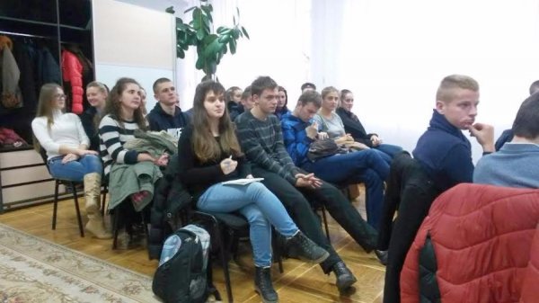 Луцькі волонтери ділились досвідом із учасниками «Волонтерського інкубатора». ФОТО