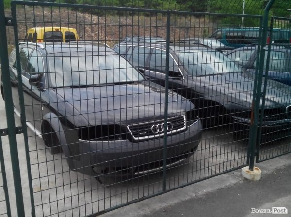 Головний митник Волині розповів про схеми ухиляння від сплати податків на українському кордоні. ФОТО