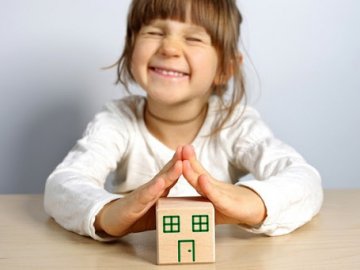 Скільки дітей-сиріт на Волині стоять на квартирному обліку