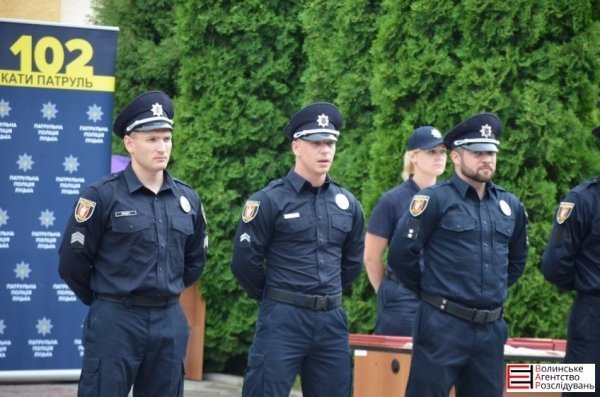 Луцькі правоохоронці відзначають півроку роботи. ФОТО
