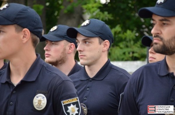 Луцькі правоохоронці відзначають півроку роботи. ФОТО