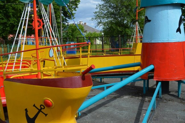 У Ковелі оновили парк атракціонів для дітей. ФОТО