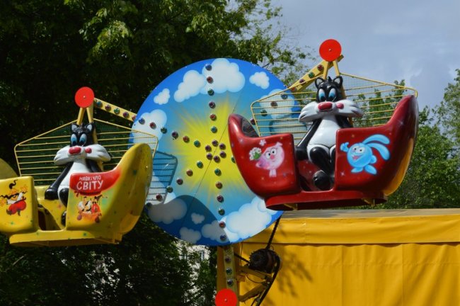 У Ковелі оновили парк атракціонів для дітей. ФОТО