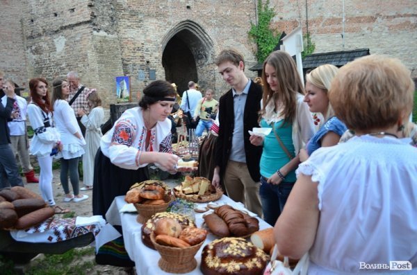 «Ніч у Луцькому замку-2013» стартувала. ФОТО 