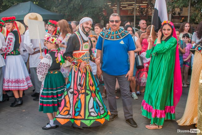 Від Мексики до Індії: грандіозний міжнародний фестиваль стартував у Луцьку. ФОТО