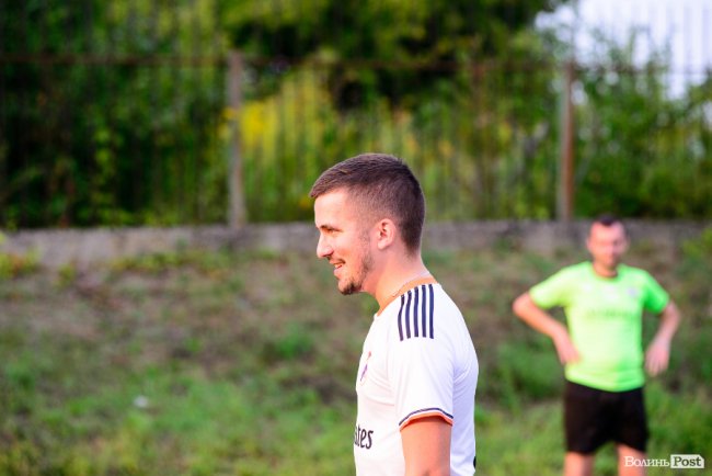 «Поступилися «Волині»: як журналісти відбігали матч проти футболістів луцького клубу. ФОТО