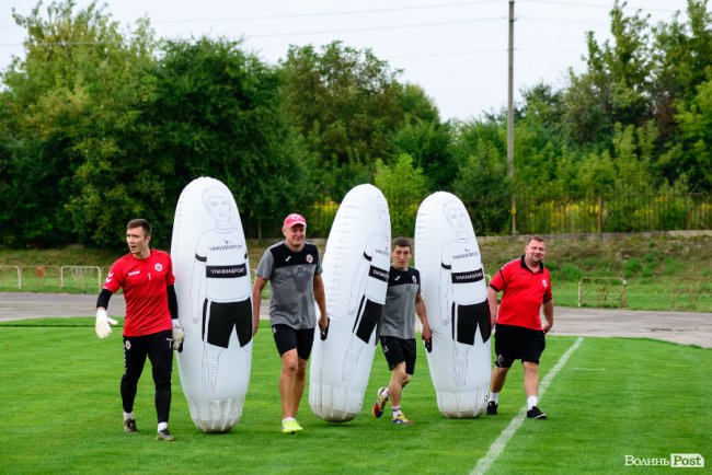 «Поступилися «Волині»: як журналісти відбігали матч проти футболістів луцького клубу. ФОТО