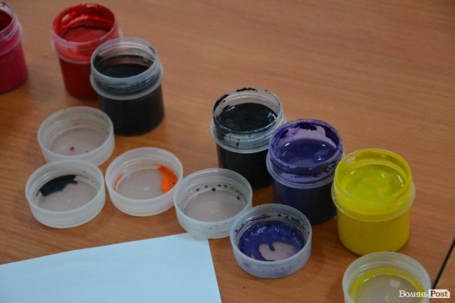 Як у Луцьку розважають дітей переселенців. ФОТО