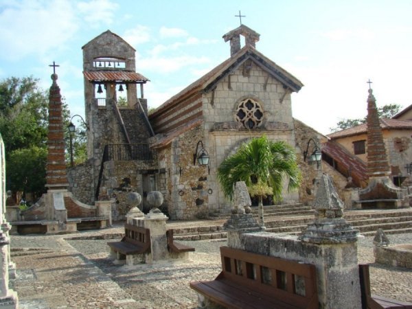 Автор  Юрій Бондарук