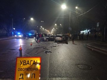 Дитина – в реанімації: збирають кошти 5-річній дівчинці, яка постраждала в ДТП на проспекті Відродження