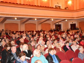 У Луцьку привітали ветеранів та людей похилого віку. ФОТО