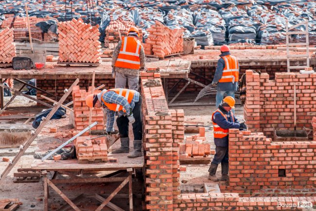 Ростуть, мов на дріжджах: як у ЖК «Caramel Residence» будують «карамельні» багатоповерхівки. ФОТО*