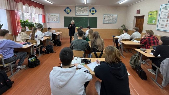 У Луцьку випускників додатково готують до НМТ