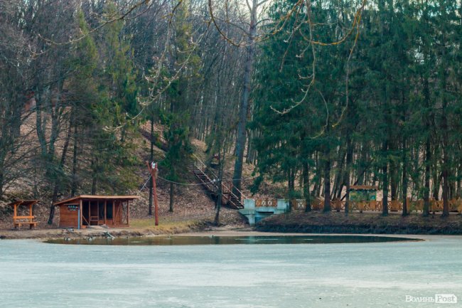Учні першого на Волині міського шкільного лісництва побували у «волинській Швейцарії». ФОТО