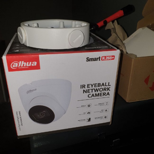 Під пильним оком: чому варто встановити відеонагляд вдома чи в офісі та як це зробити на Волині*