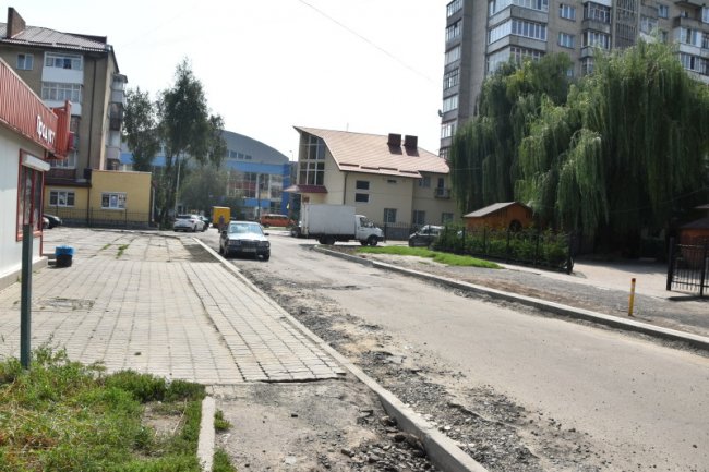 Як ремонтують луцькі вулиці. ФОТО