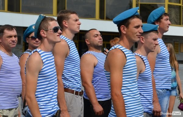 Луцьком пройшов «десант-парад». ФОТО