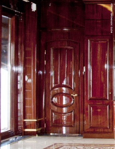 У Януковича є палац на воді, який коштує 75 мільйонів гривень. ФОТО