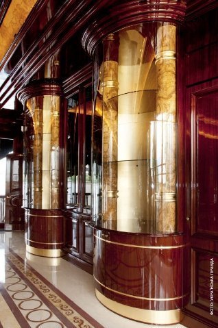 У Януковича є палац на воді, який коштує 75 мільйонів гривень. ФОТО