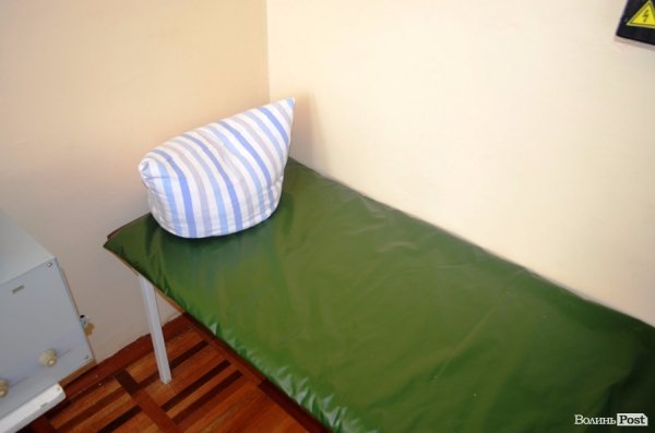 Небайдужі клієнти ПриватБанку подарували медичне обладнання. ФОТО