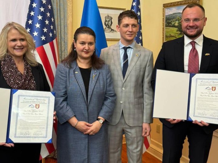 Скільки Луцькрада витратила грошей на закордонні відрядження депутатів. ФОТО