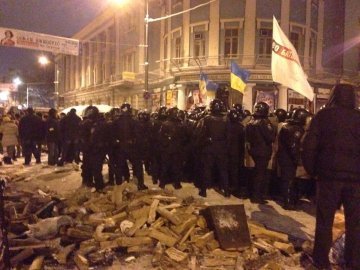 Міліція зачистила найсхіднішу барикаду Євромайдану