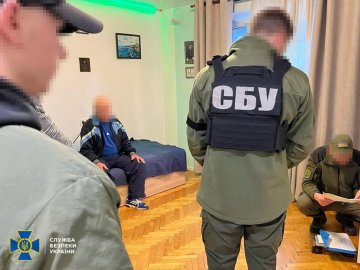 Викладач чернігівського вишу «полював» на Patriot та фотографував наслідки «прильотів» по Києву, – СБУ