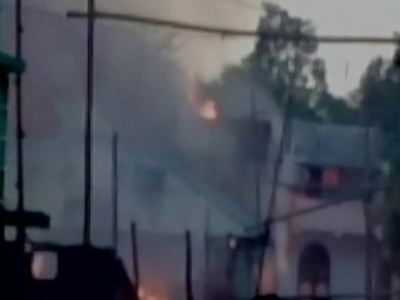 В Індії горить завод феєрверків, 8 людей загинуло
