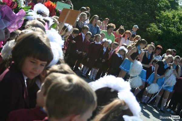 У школах Луцька – останній дзвінок 