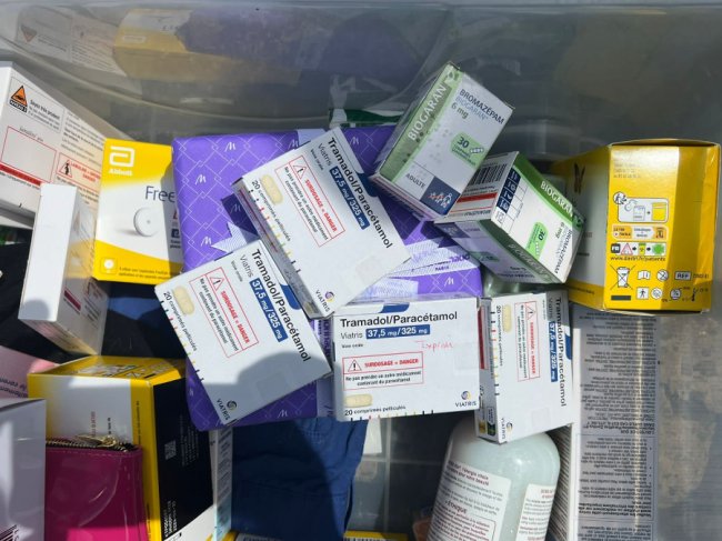 В «Устилузі» в аптечці житомирчанина митники виявили психотропи. ФОТО