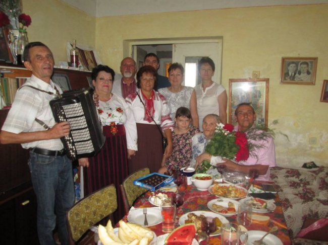 Бабця з Рокинь відгуляла 90-ий день народження. ФОТО