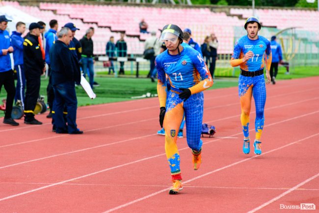 До Луцька на змагання з'їхались пожежники з 7 країн. ФОТО