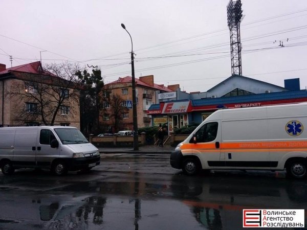 ДТП у Луцьку: на пішохідному переході збили жінку. ФОТО