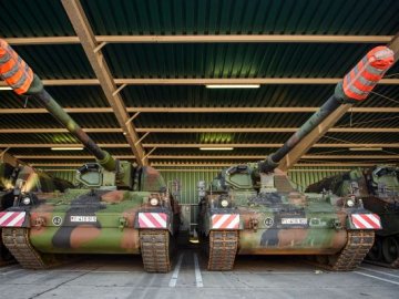Німеччина передасть Україні ще чотири самохідні артилерійські установки