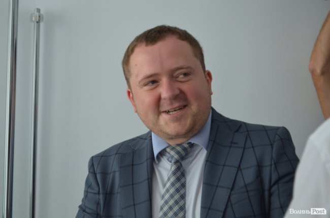 Зручно та сучасно: у селищі на Волині відкрили пункт видачі дозволів на міжнародні перевезення. ФОТО