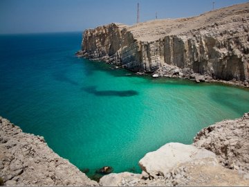 Українцям спростили поїздки до Оману